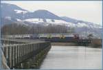 Zwei Re 450 DPZ fahren von Hurden Richtung Rapperswil. (26.03.2009) ...