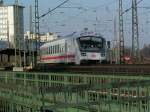 DB InterCity Stw mit Kopf Tatoo durch FFm-Ost  ...