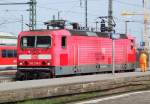 143 278-0 steht mit ganz sch�n gepflickten Aussehen in Leipzig ...