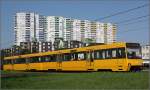 Stadtbahn vor Hochhauskulisse in Stuttgart-Freiberg. Hier die mehr gewöhnliche Ansicht ... Stadtbahn vor Hochhauskulisse in Stuttgart-Freiberg. Hier die mehr gewöhnliche Ansicht ...