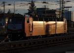 Durchreisestopp in Karlsruhe (I). Am Abend gl�nzt 181 215-5 in ...
