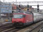 SBB - Nachschuss der 460 000-3 unterwegs in Spiez am ...