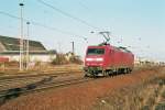 145 045-1 am 31.03.2009 aus Erfurt kommend in Weimar kurz ...