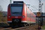 br-425 Unterm Marburger Landgrafenschloss (XIII). Kein Kasperltheater auf der R�ckseite von Quietschie: Der Vorhang ist unten. (07. April 2007, 17:53)