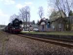 Nachdem am Ferienpark in Sch�neck die Fahrg�ste den Zug verlassen ...