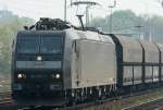 Die 185 552-7 der MRCE zog ihren Gz durch Bonn ...