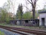 Diese zwei Wagenkästen fristen ihr dasein Bahnhofs Oelsnitz (Erzgebirge) ... Diese zwei Wagenkästen fristen ihr dasein Bahnhofs Oelsnitz (Erzgebirge) ...