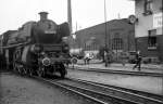 Bw Neu� 1966
Die 18 323 wartet hinter der Drehscheibe auf ...