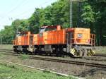 RBH 832 und 825 am 21.4.09 in Duisburg-Neudorf  ...