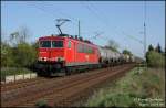 Mit ihrem gemischten G�terzug ...  Harald Neumann 25.04.2009