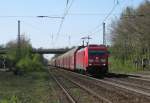 185 345-6 zieht am 18.04.09 einen Autozug aus Cuxhaven durch ...