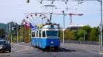 Strasenbahn Zurich Solo Mirage 1672 beim Bellevue am 25.04.09