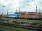 br-1142 �BB Lokparade am Abstellgleis in Salzburg. Vorne 1142630-1, Kyoto-Lok 1016023.2 und zwei 1116 am Schlu�.   4.05.09