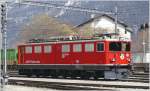 Die Ge 6/6 II 701 Raetia steht ebenfalls abgestellt in ...