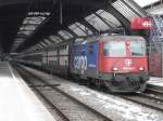 SBB - Bunt gemischter Schnellzug im Bahnhof von Z�rich mit ...