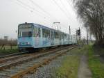 Ein dreiteiliger Stadtbahnwagen B der Dortmunder Stadtwerke hat als Zug ...