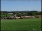 475.111 mit dem Sonderzug Jaromer - Liberec als Zvl.Os 39316 ...