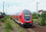 Niedersachsens Steuerwagen Oldenburg bringt hier den RE2 von Wismar nach ...
