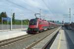 Railjet 69 von München nach Wien W. unterwegs, durchfährt gerade ... Railjet 69 von München nach Wien W. unterwegs, durchfährt gerade ...