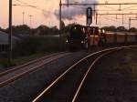 Die sonderzug aus Leeuwarden trefft im banhhof steenwijk ein  ...