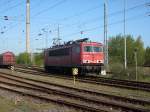 155 130 hat am 09.Mai 2009 ihren Zug in Mukran ...