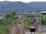 Blick auf die Strecke nach Gera. Rechts vier abgestellte 155 ...