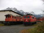 31.10.2003, 1110.526 und 1245.533 im Freigel�nde der Zugf�rderungsstelle Saalfelden  ...