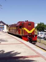 Diesellok BR 32 029 im Bahnhof von Knysna (S�dafrika 17.11.2003) ...