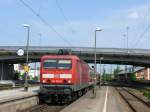 RB aus Eggm�hl in Regensburg Hbf mit 143 962-9, 9.05.2009 ...