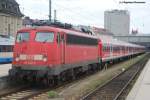 110 443 wartet am Hauptbahnhof M�nchen (Starnberger Fl�gel) am 05.05.09 ...