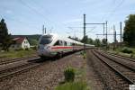 Ein ICE-T durchf�hrt am 17. Mai 2009 den Bahnhof Kronach. ...