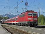 Lok 111 034 f�hrt ...  Gerold H�rnig 17.05.2009
