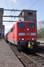 Die 151 112-0 kurz vor der K�lner S�dbr�cke am 09,04,09 ...