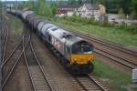 Am 06.05.09 zog die graue Class 66 DE 673 der ...