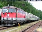 2043 034-4 ist mit dem Unkrautvernichtungszug unterwegs;090518  ...