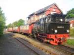 Harzer Schmalspurbahnen Lok 996001 im Bahnhof Harzgerode am 14.05.2009 mit Zug