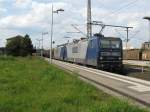 RBH Logistics GmbH RBH 143 286-3 '106' und RBH 143 069-3 '104' fahren am 20.05.'09 mit einem Kesselwagen Ganzzug nach Peine durch Lehrte