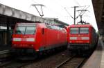 hannover Am 09.05.09 stehen in Hannover 146 123 und 112 129 mit ihren RE und warten auf die Weiterfahrt.