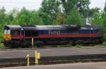 br-266-class-66---jt42cwr Ein Zufallstreffer am 03.05.2009. Eine Class 66 der Heavy Haul Power International als Lok Nr. 29001 gab sich die Ehre und kam von einem abgelegenen Betriebsgel�nde in den Mindener HBf gerollt. Hin und wieder bekommt man eines dieser riesigen Ungeheuer mal zu sehen, wenn aus einem in der N�he angesiedelten Betrieb einer der schweren Erz-Z�ge zu holen ist.