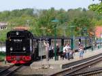 Rugensche Baderbahn - Rasender Roland 99 1784-0 mit P225 von Binz LB nach G�hren(R�gen) kurz vor der Abfahrt im Kleinbahnhof Binz LB.(21.05.09)