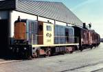 2465 mit G�terzug (Kartoffeln) in Stiens (19-10-1987). Leider gibt es ...