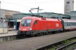 br-1116 Die 1116 254-2 vor dem EC 112 kurz vor der Ausfahrt aus dem Stuttgarter Hbf am 21.05.2009