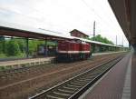 202 425-5 als Lz. am 21.05.2009 durch den Bahnhof Eisenach. ...