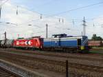 Lok Nr. 1 der Magdeburger Hafenbahn rangiert einen Ganzzug Kesselwagen ...