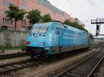 BR 101 Werbelokomotiven Die 101 016 (Unicef) am 16.05.2009 bei einer Rangierfahrt in M�nchen Hbf. (Bahnbildertreffen)