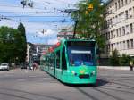 strasenbahn-basel-bvb-blt Combino 308 auf der Kreuzung Dreirosenstr./Klybeckstr. am 22.05.09