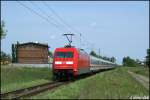 BR 101 mit Zugen 101 006 mit Neulack schob am 20.05.09 den IC 2182 in Richtung Stralsund.Aufgenommen in M�nchhagen.