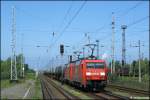 BR 152 152 044 + 152 098 mit Kesselzug bei verlassen des Rostocker Seehafen am 20.05.0.