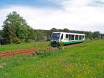 Vogtlandbahn VT38 als VBG83120 erreicht Muldenberg-Flo�platz, 23.5.09.