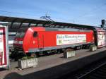 BR 146 Lokportaits Die 146 113-6 (Taufname Ortenaukreis) mit einem RE auf dem Weg nach Offenburg beim Halt im Freiburger Hbf am 17.05.09